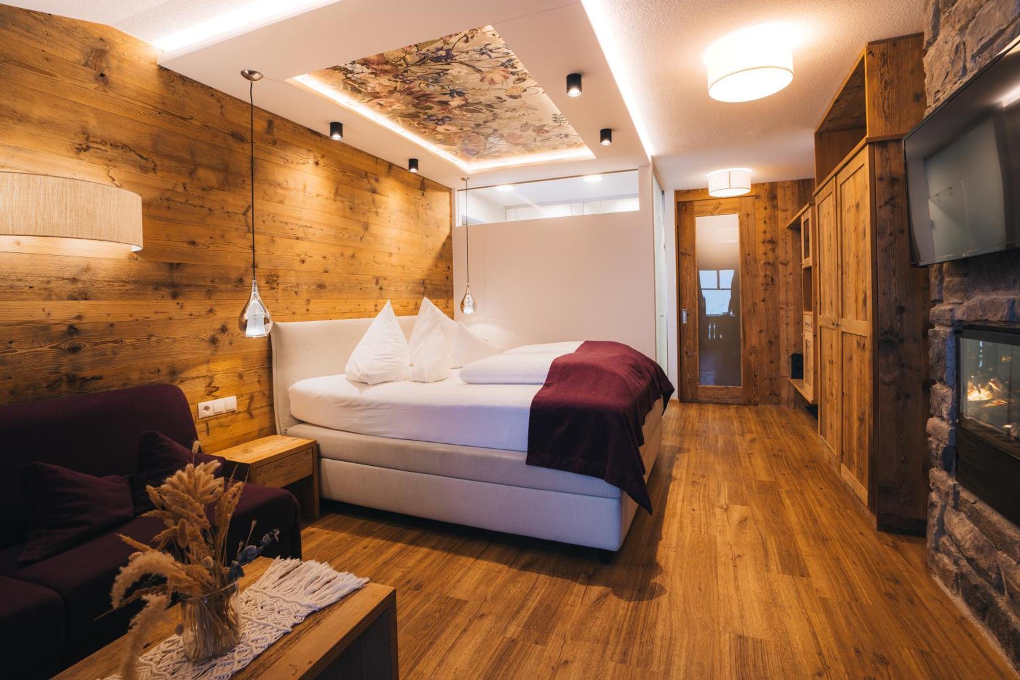 Boutique Hotel Mandarfnerhof Hotel 4*